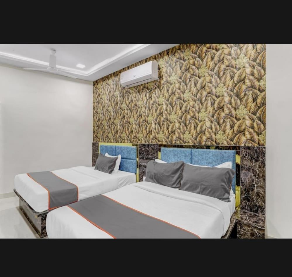 Hotel Bhavya Residency Ahmedabad Ruang foto
